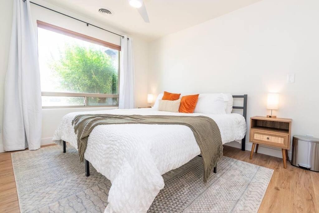 Newly Remodeled Family Friendly Home Page Ngoại thất bức ảnh