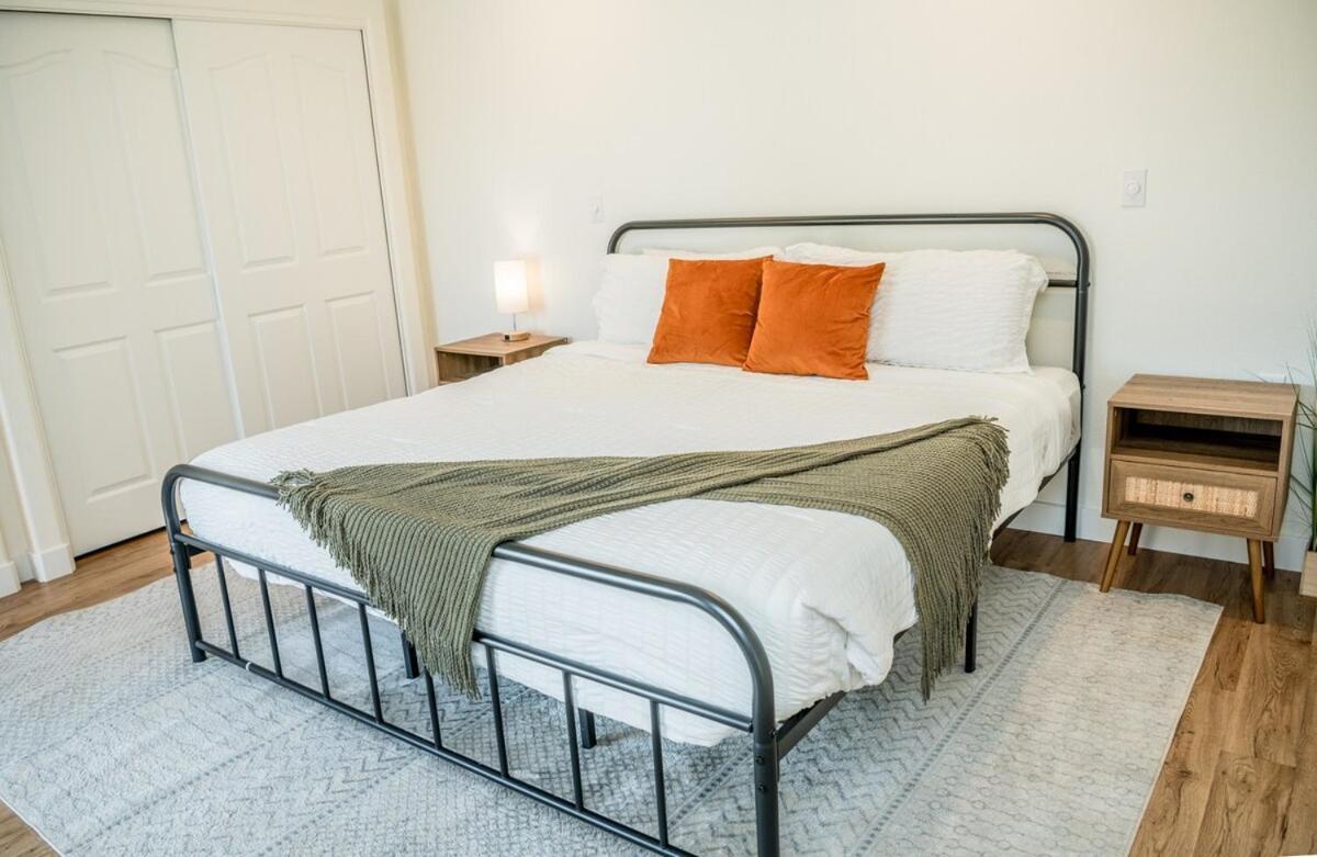 Newly Remodeled Family Friendly Home Page Ngoại thất bức ảnh